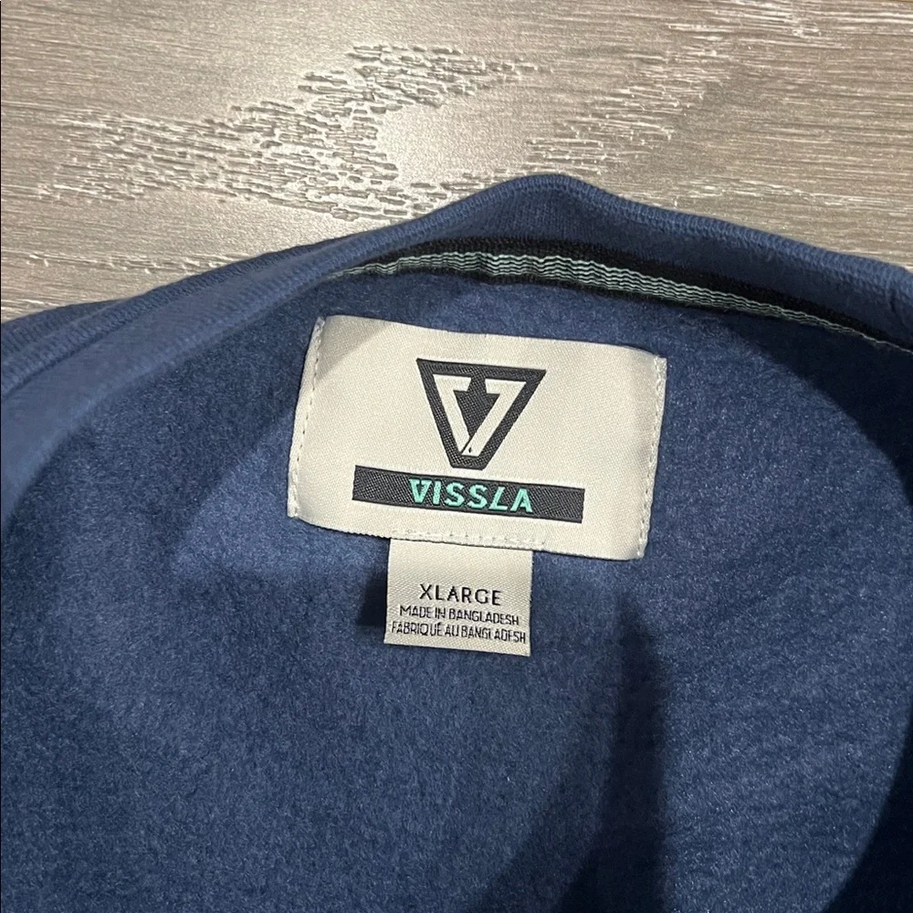 VISSLA Men's Deep Blue Crewneck Sweater - Picture 3 of 4